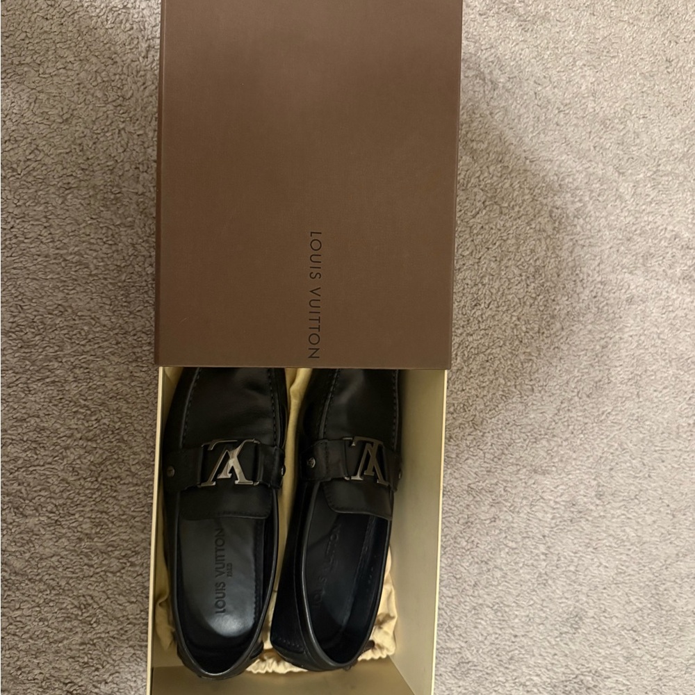 Louis Vuitton Black Leather Loafers with LV Logo - Picture 4 of 8